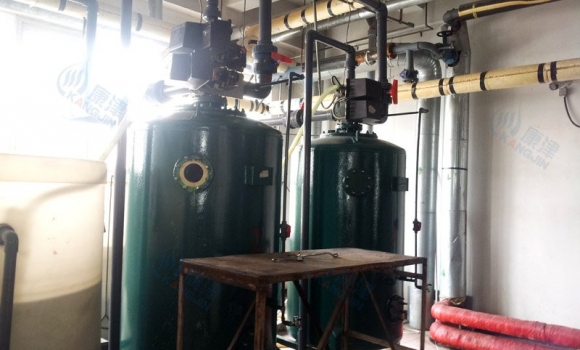 鍋爐軟水器,鍋爐軟化水裝置,離子交換器,鍋爐軟化水設(shè)備50噸/每小時(shí)-康津KF-KF-E2-900 雙閥雙罐（美國富萊克控制閥3900#7）
