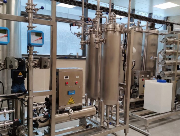 南寧某醫院管道直飲水系統設備